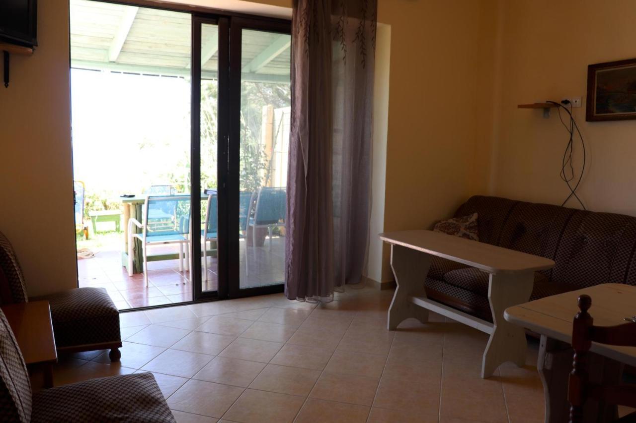 Marco Villa Triopetra Bagian luar foto